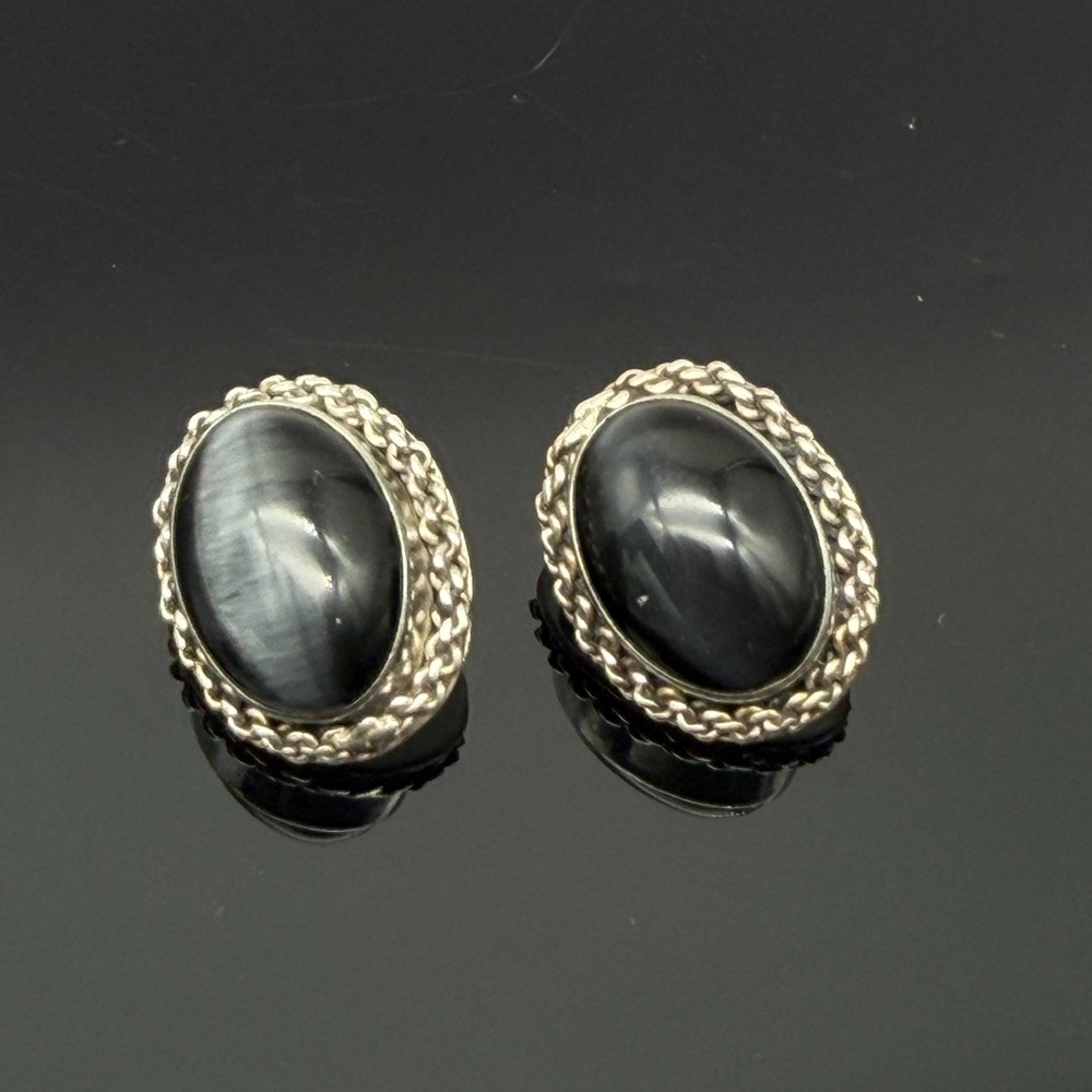 VTG Taxco Sterling Mexico Domed Oval Black Cat's Eye Cabochon Rope Clip Earrings